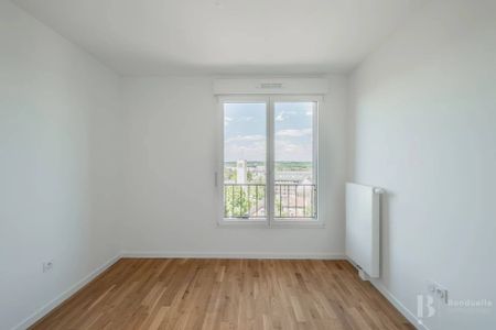 Rental Apartment Saint-Cyr-l'École - Photo 4