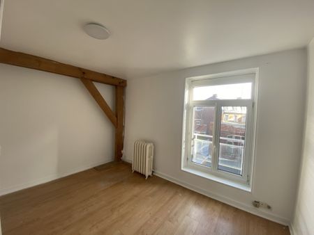 T3 BIS RENOVE - SECTEUR METRO ALSACE à TOURCOING - Photo 5