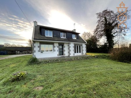 A louer maison rénovée 4 chambres THEIX NOYALO - Photo 4