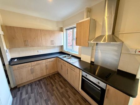 2 bedroom terraced house to rent - Photo 5