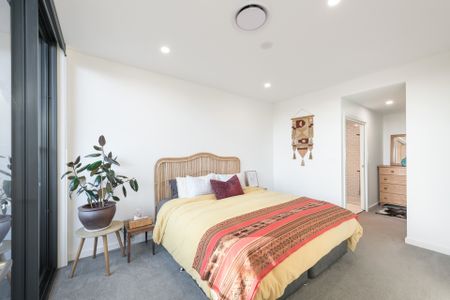 205/2 Veda Street, Hamilton NSW 2303 - Photo 2