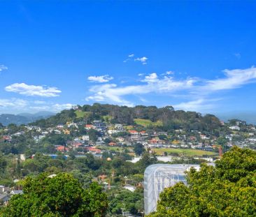 Modern, Spacious, and Light-Filled - Your Mount Eden Lifestyle Awaits! - Photo 5