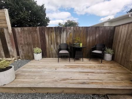 Fully Furnished 3BR Family Home in Trentham - Photo 3