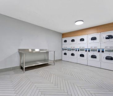 Barclay Towers - Photo 5