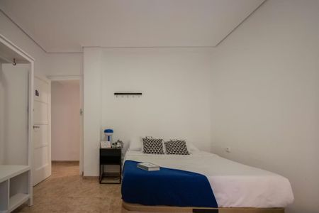 Calle Buenos Aires, Valencia, Valencian Community 46006 - Photo 2