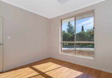 Modern Low Maintenance Living&excl; - Photo 5