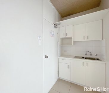 8/171 Rowntree Street, Birchgrove, NSW 2041 - Photo 4