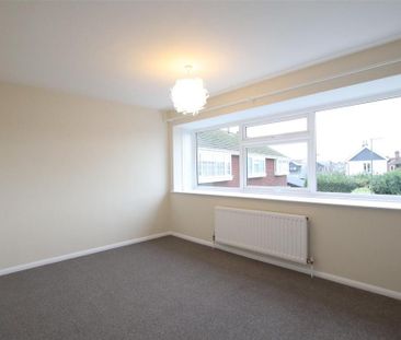 3 bedroom end of terrace house to rent - Photo 1