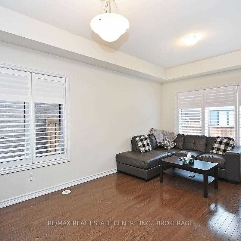 For Lease - 390 Wheat Boom Drive, Oakville, Ontario - Photo 1