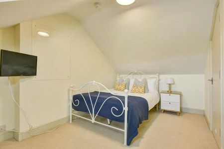 Priory Road, Exeter, EX4 - Photo 5