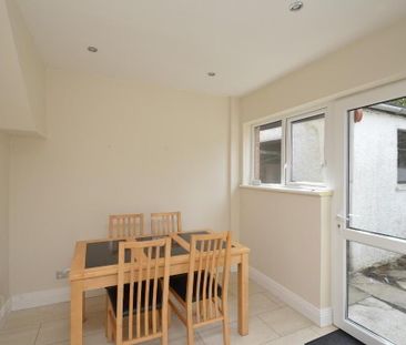 35 Burnside Avenue, Belfast, BT8 6HW - Photo 2