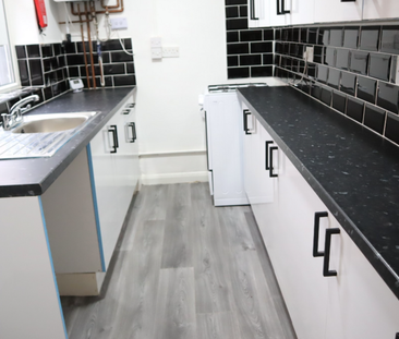 2 bedroom terraced house to rent - Photo 3