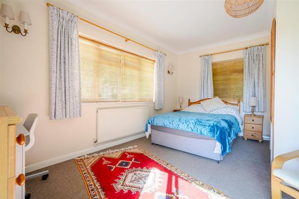 1 bedroom semi-detached bungalow to rent - Photo 1