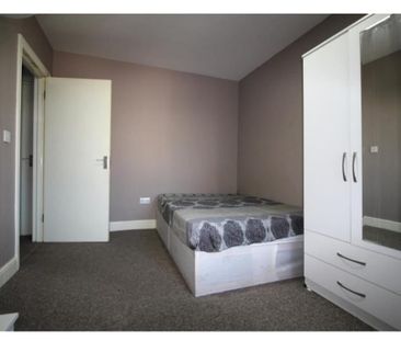 Room in a Shared House, Violet Road, E17 - Photo 1