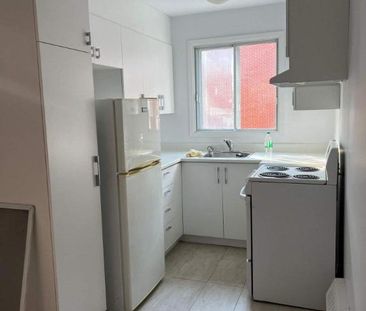 1 CH - 1 SDB - Montréal - $1,345 /mo - Photo 2
