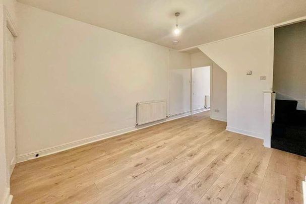 Salisbury Avenue, Melton Mowbray, LE13 - Photo 1