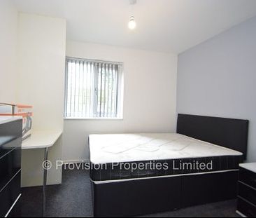 1 Bedroom Flat near Leeds City Centre - Photo 3