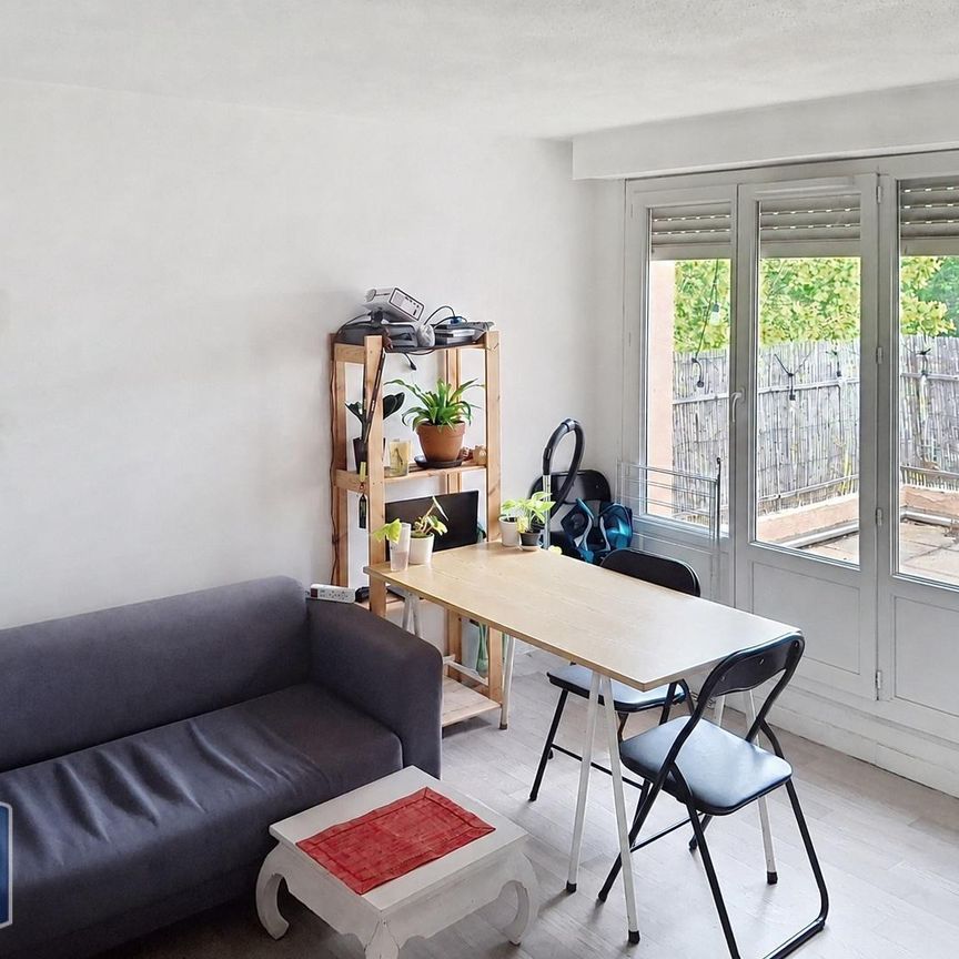Location Appartement 2 pièces 26m² AIX EN PROVENCE 90ème - Photo 1