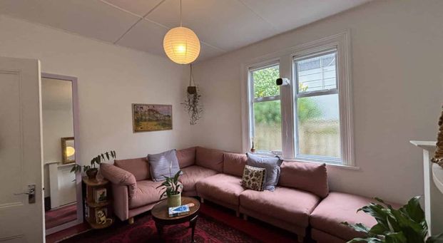 Centrally located four-bedroom home - Photo 1