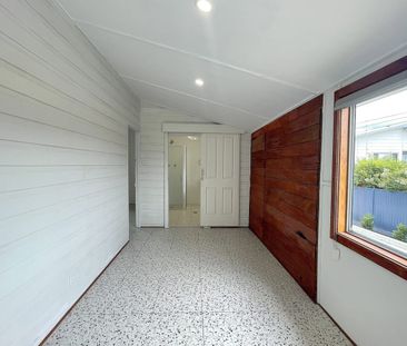 Modern two bedroom property on the main street of Sunny Sawtell! - Photo 4