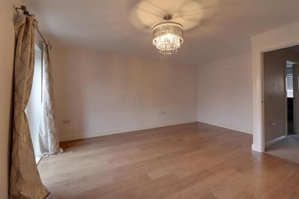 4 bedroom terraced house to rent - Photo 1