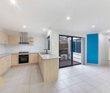 Three Bedroom Family Home in Mathew Pearce Public School Catchment - Photo 3