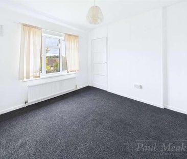 Copse View, South Croydon, CR2 - Photo 3