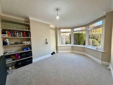 3 bedroom semi-detached house to rent - Photo 3