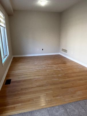 For Lease - 8 Daden Oaks Drive, Brampton, Ontario - Photo 1