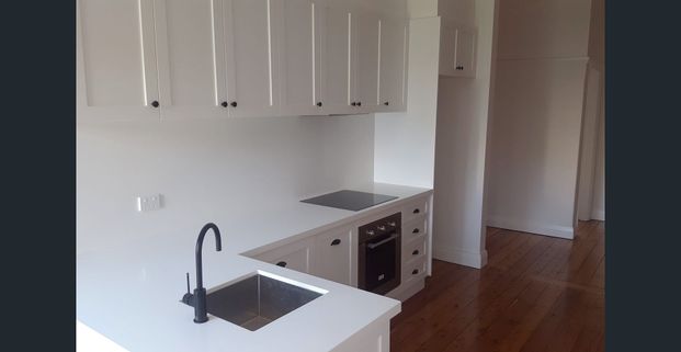 Renovated 3 Bedroom Home - East Tamworth - Photo 1