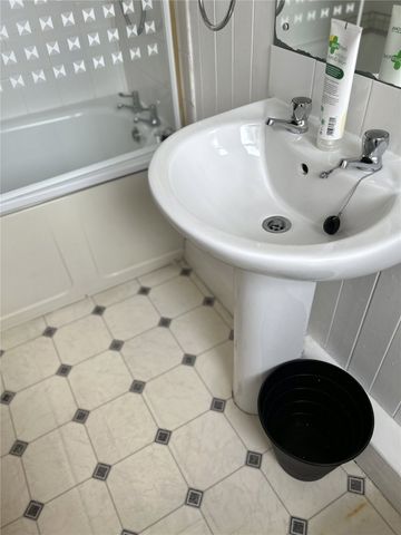 4 bedroom house to rent Jubilee Road, Southsea, PO4 - Photo 5