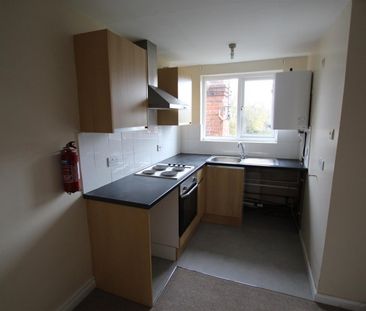 1 Bedroom Flat to Rent in Headlands, Kettering, Northants, NN15 - Photo 2