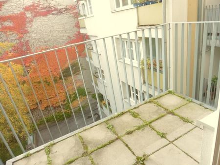 3-Zimmer-Neubauwohnung mit Balkon in schöner Lage! Wird zzgl. Garagenplatz vermietet! - Photo 4