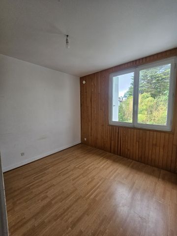 Location Appartement 5 pièces 77m² BAYONNE 64100 - Photo 2