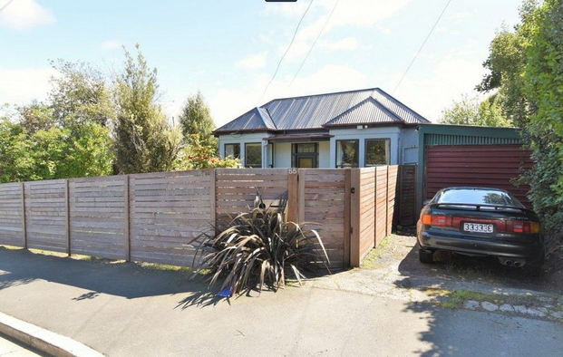 5 Bedroom Home in Opoho, Dunedin - Photo 1