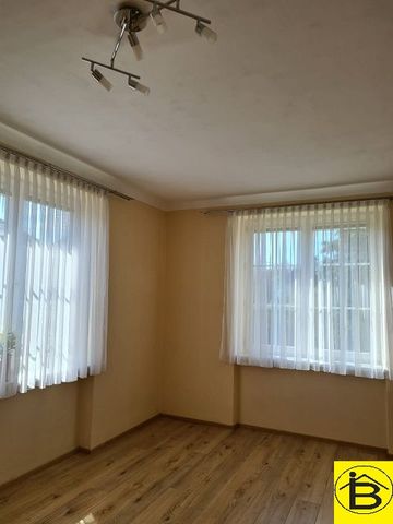 15241 Sehr helle Wohnung in St. Pölten - absolute RUHELAGE !! - Foto 4