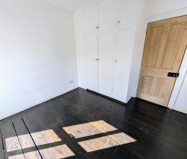 35 Groomsport Road, Bangor, BT20 5LW - Photo 3