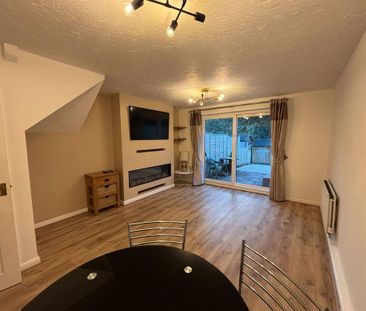 2 bedroom terraced house to rent - Photo 2