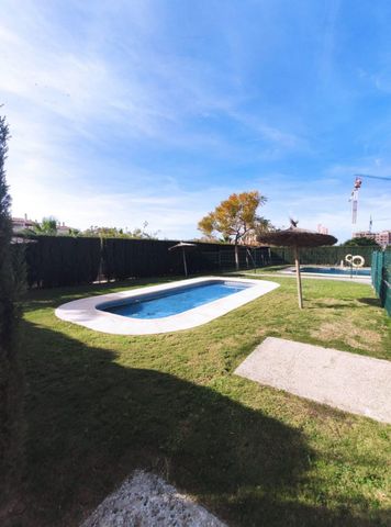 Piso de alquiler en Calle Esquilo, El Cónsul - Ciudad Universitaria - El Romeral - Photo 4