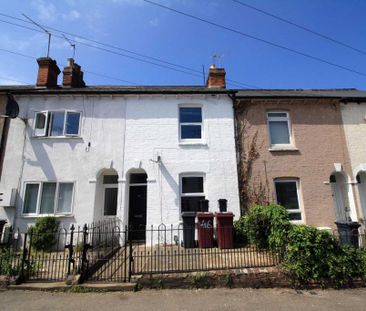 4 bedroom terraced house to rent - Photo 5