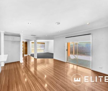 Family Home - Popular Narre Warren School Location - Photo 1