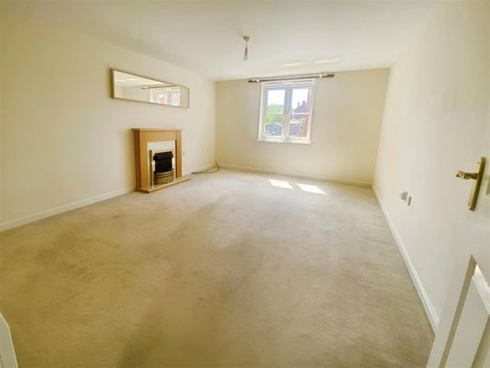 2 BED Flat To rent - Photo 1