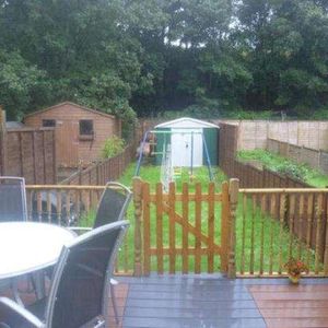 Eversley Avenue, Barnehurst, Kent, DA7 - Photo 2