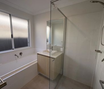 Beachside Living - 4 Bed, 2 Bath, 2 Car Garage - Photo 3