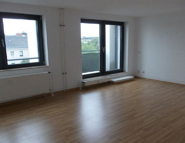 Mitten in City-West mit zwei Balkonen! - Photo 1