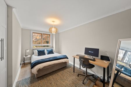 2 Bedroom Apartment, Sycamore Lodge,Gipsy Lane, London SW15 - Photo 5