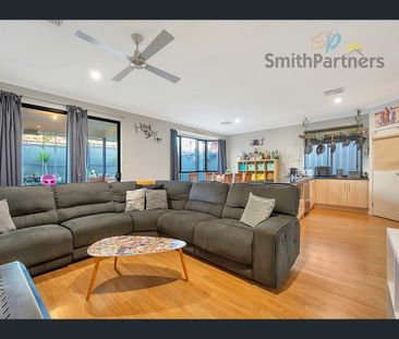 8 River Darling Pass, Blakeview, SA 5114 - Photo 3