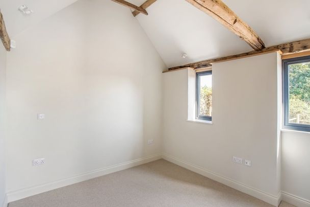 3 bedroom barn to rent - Photo 1