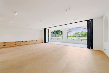 2/49 Drumalbyn Road,Bellevue Hill,New South Wales 2023, Sydney - Photo 3