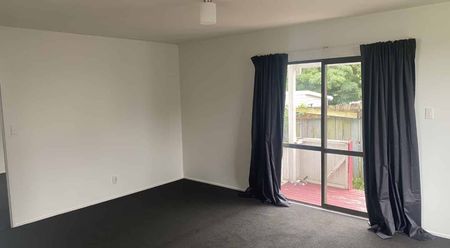 Comfortable Home in a Convenient Location - Photo 5